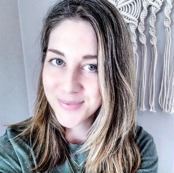 Meet your Posher, Alex - Picture 1 of 1